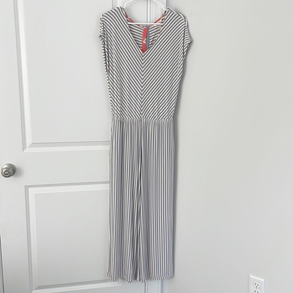 Matilda Jane Stripes All Day Short Sleeve Jumpsuit Romper Size Small - Picture 2 of 5
